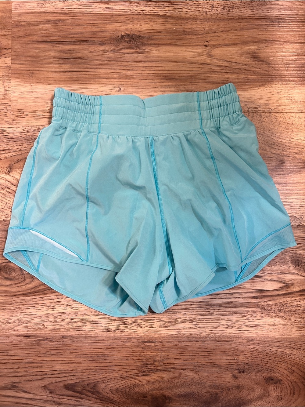 Lululemon Hotty Hot HR 4" Short